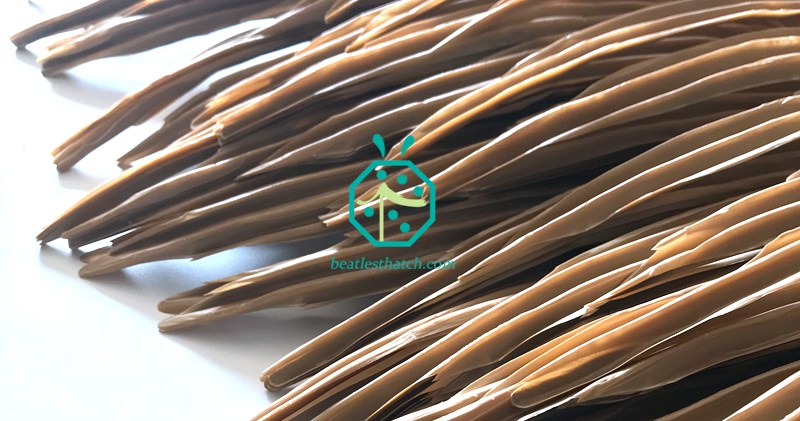 Synthetic palm thatch roof from China manufacturer