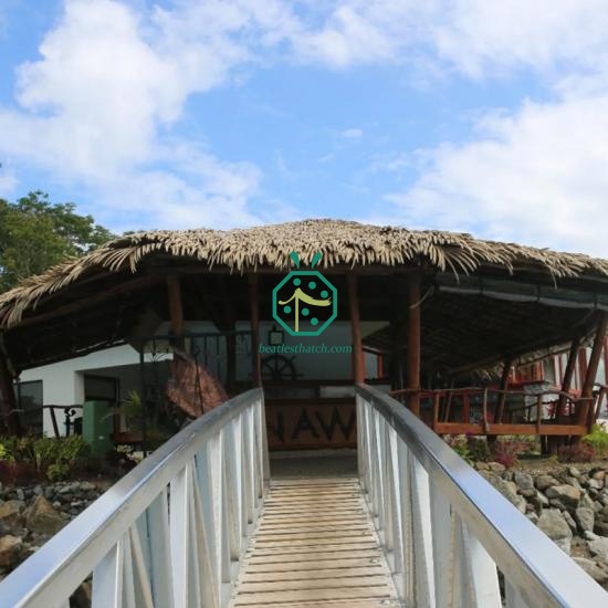 Imitation tiki hut thatching palm roofing