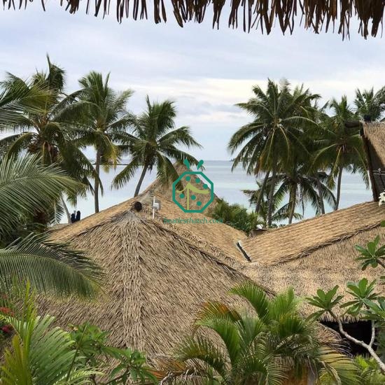 Synthetic Palm Leaf Thatched Roof for Resort Bohio Houses