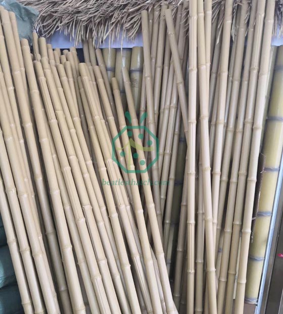 production de poteaux en bambou synthétique