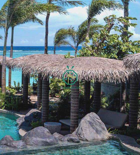 Toiture en chaume artificielle pour hôtel de villégiature sur une île de Thaïlande