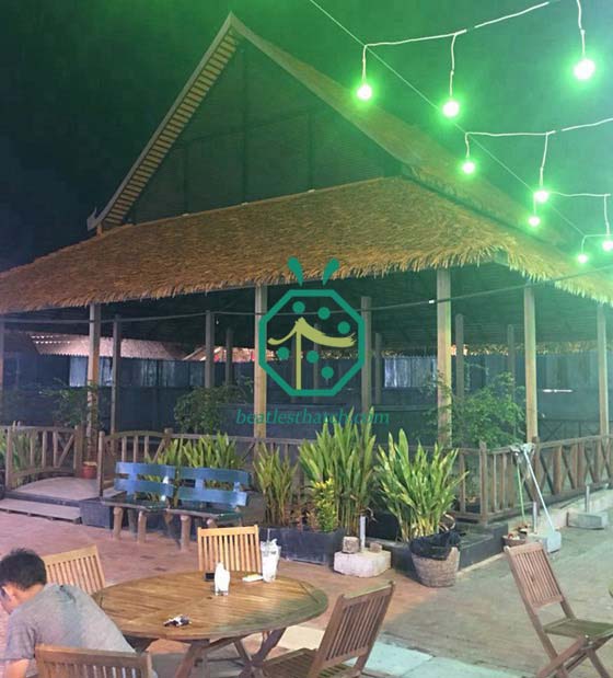 Cambodge restaurant bungalow projet de toiture en chaume synthétique